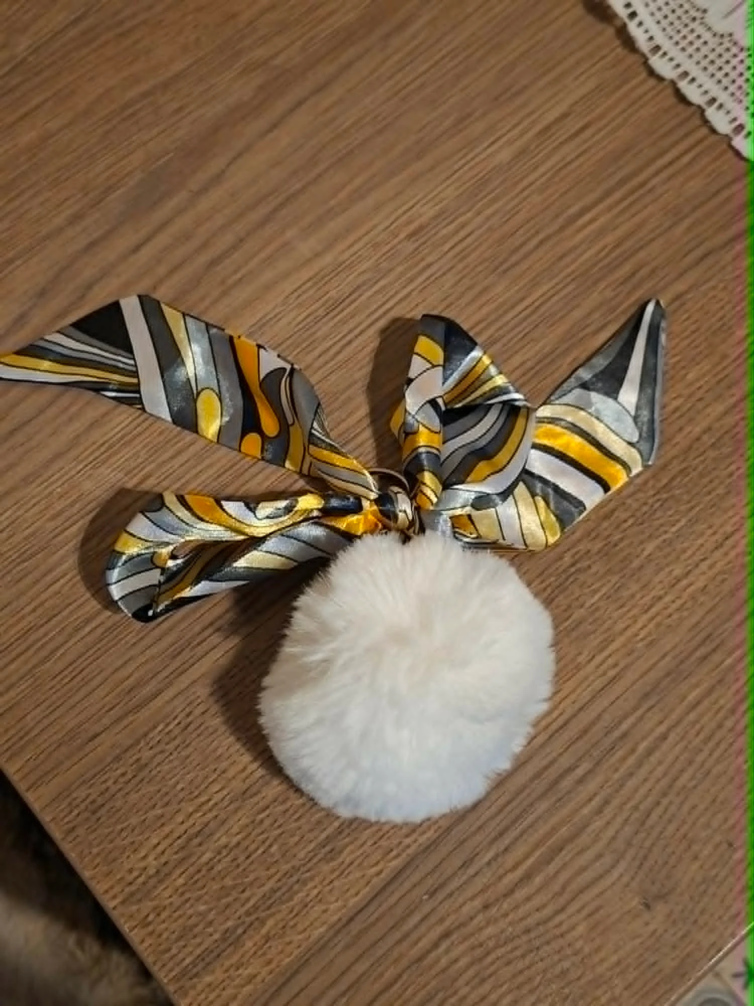 modieuze sleutelhanger of tasbedel (bag charm)